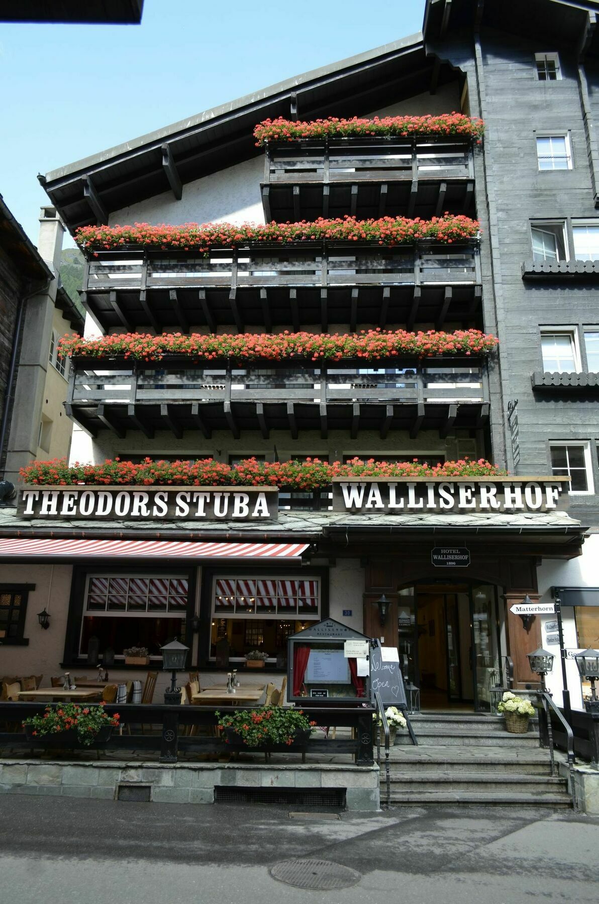 Hotel Walliserhof Zermatt Exterior photo